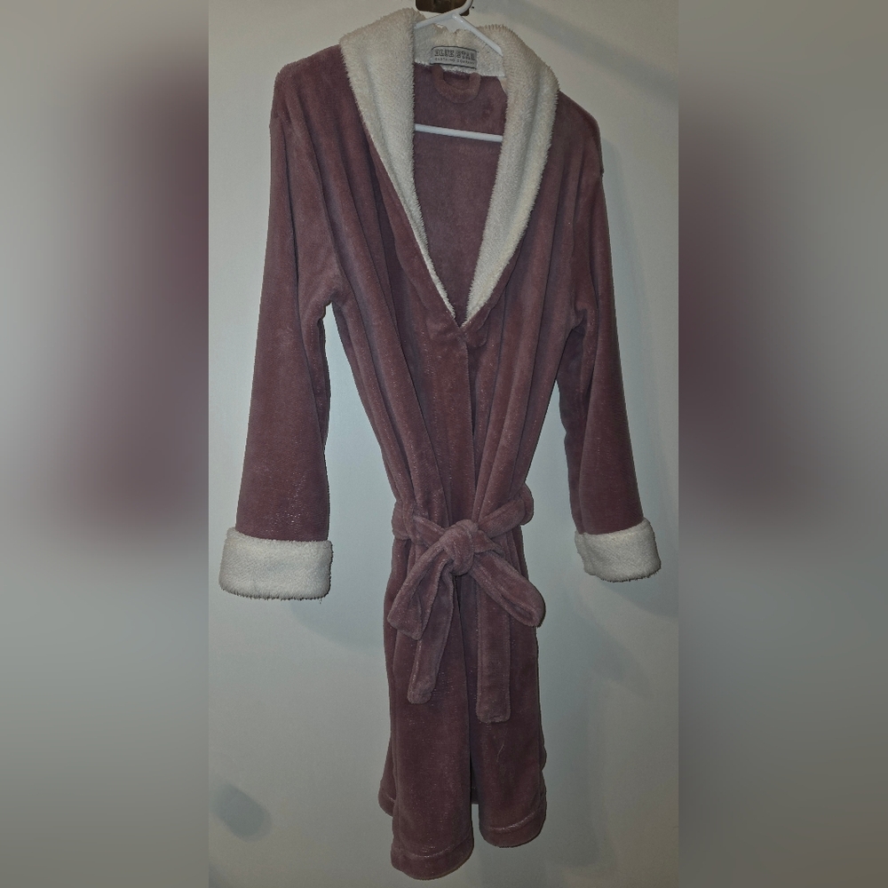 Blue Star Clothing Company Women's OS Mauve Robe
